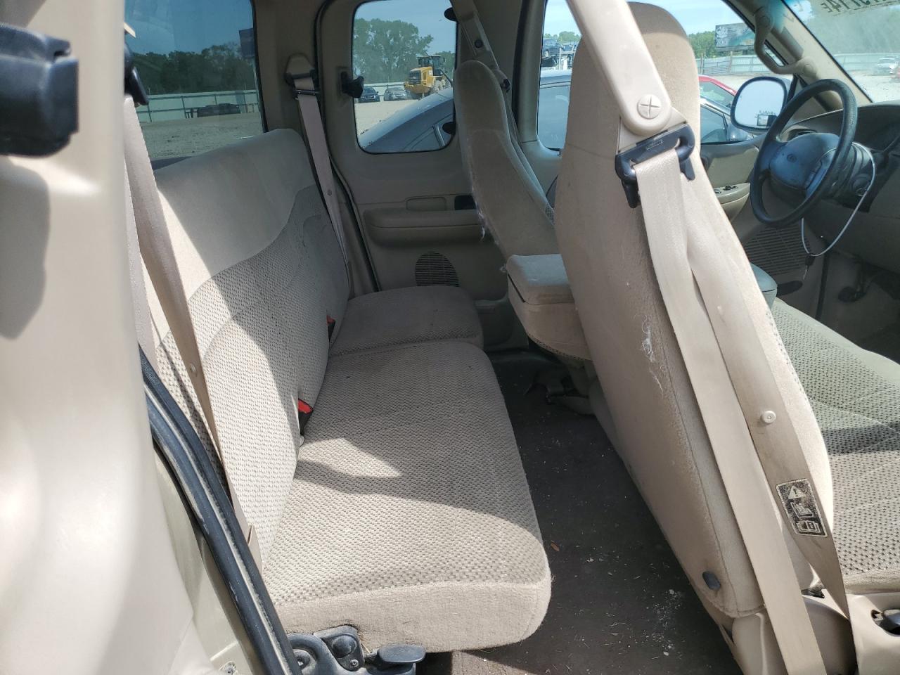 2000 Ford F150 VIN: 1FTRX17L6YKA61393 Lot: 57479714