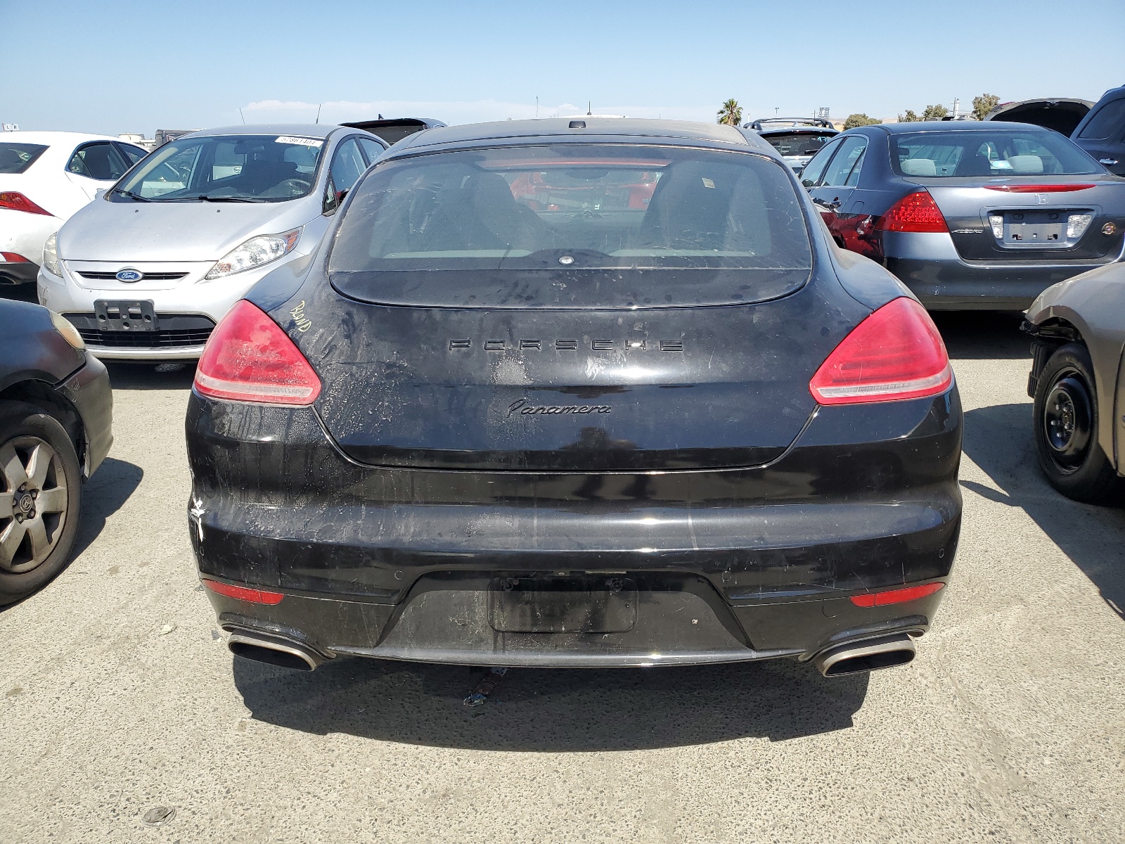 WP0AA2A75EL011901 2014 Porsche Panamera 2