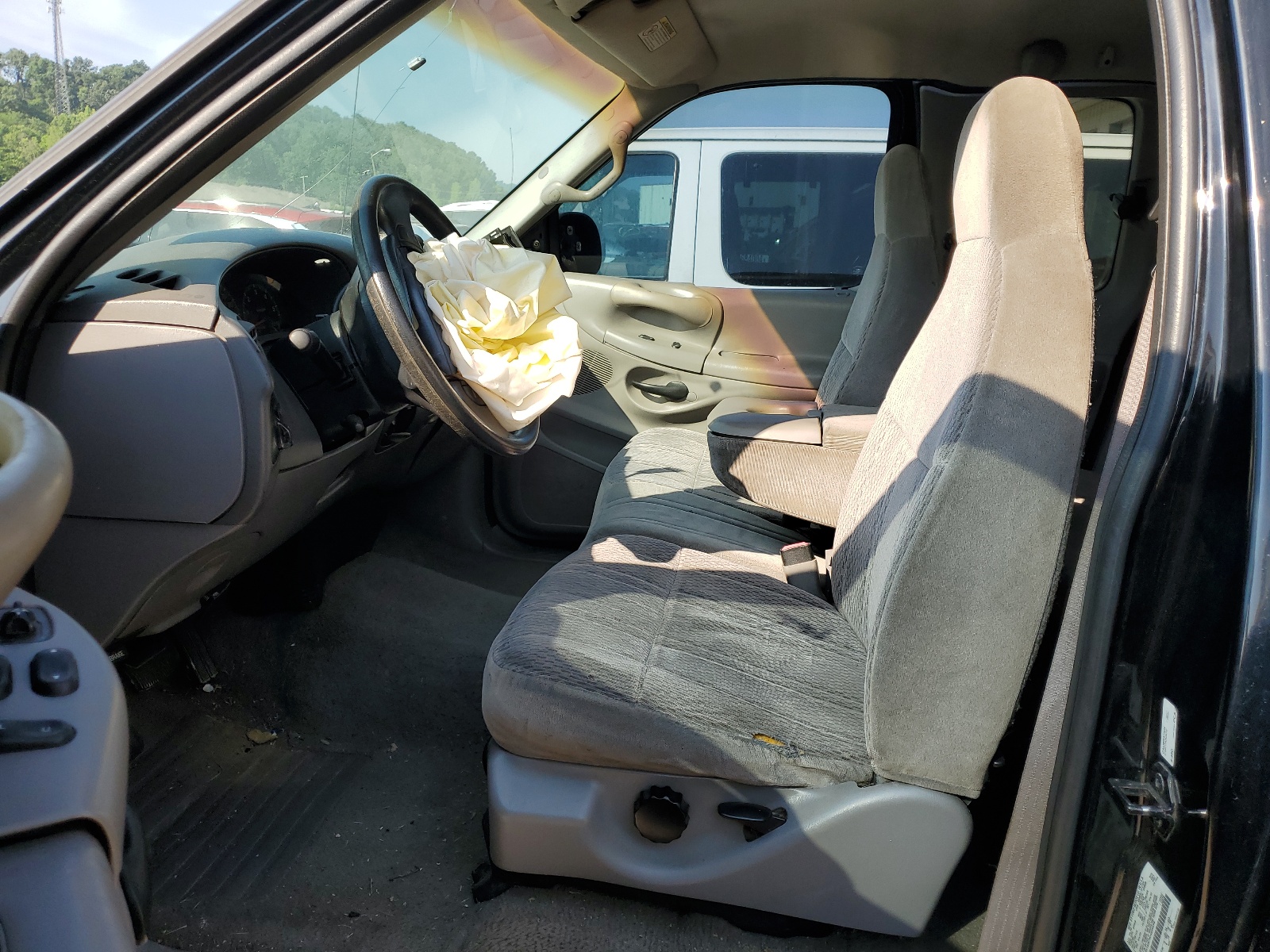 1FTZX18W7WNB89890 1998 Ford F150