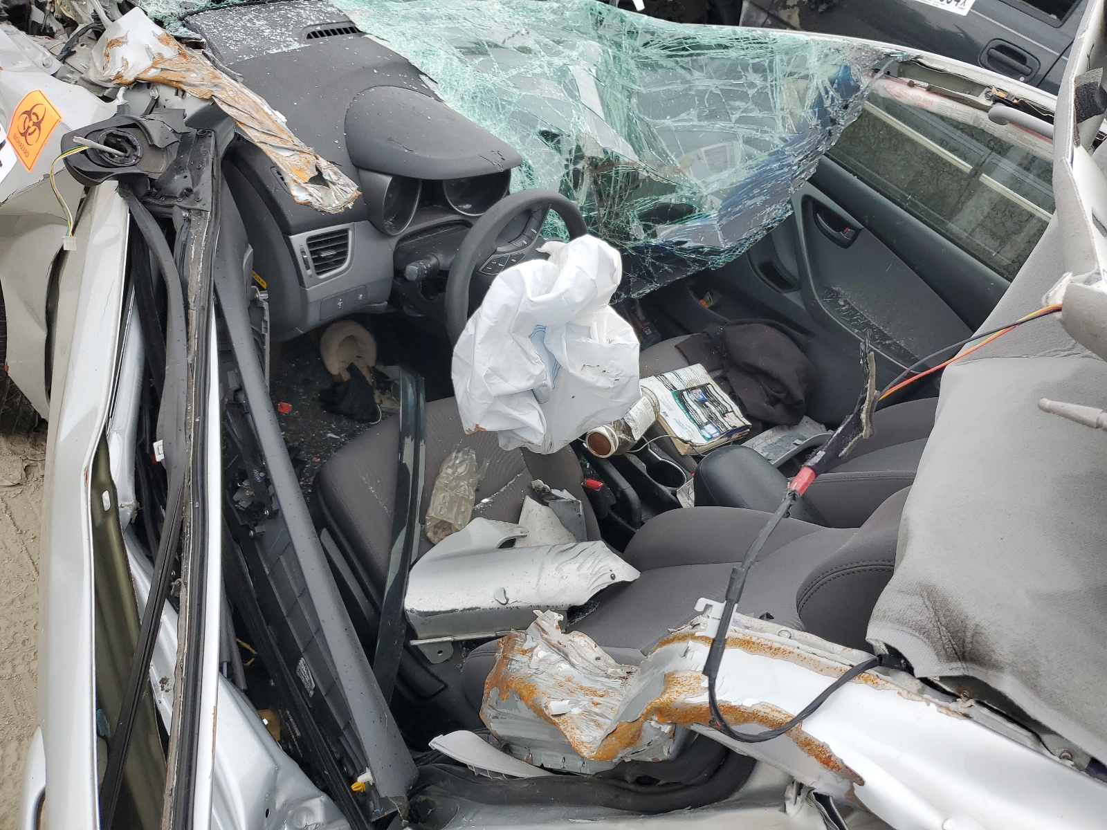 5NPDH4AE0GH668745 2016 Hyundai Elantra Se