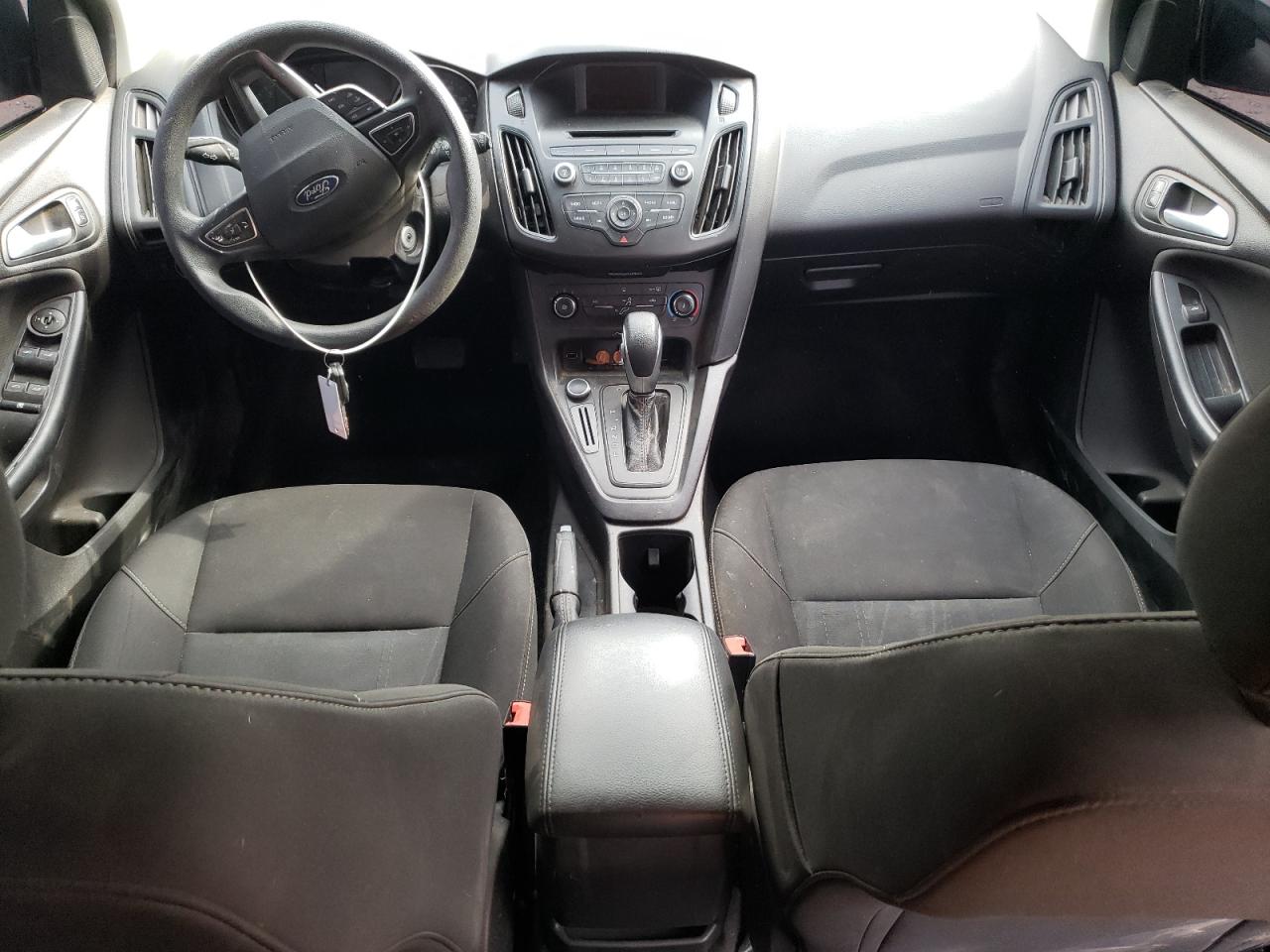 2017 Ford Focus Se VIN: 1FADP3K28HL225019 Lot: 55640734