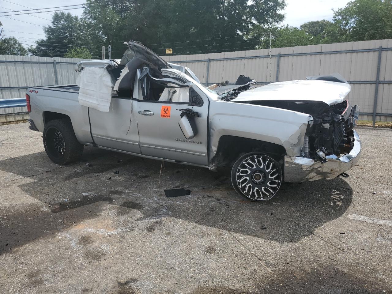 3GCUKREC6JG120384 2018 Chevrolet Silverado K1500 Lt