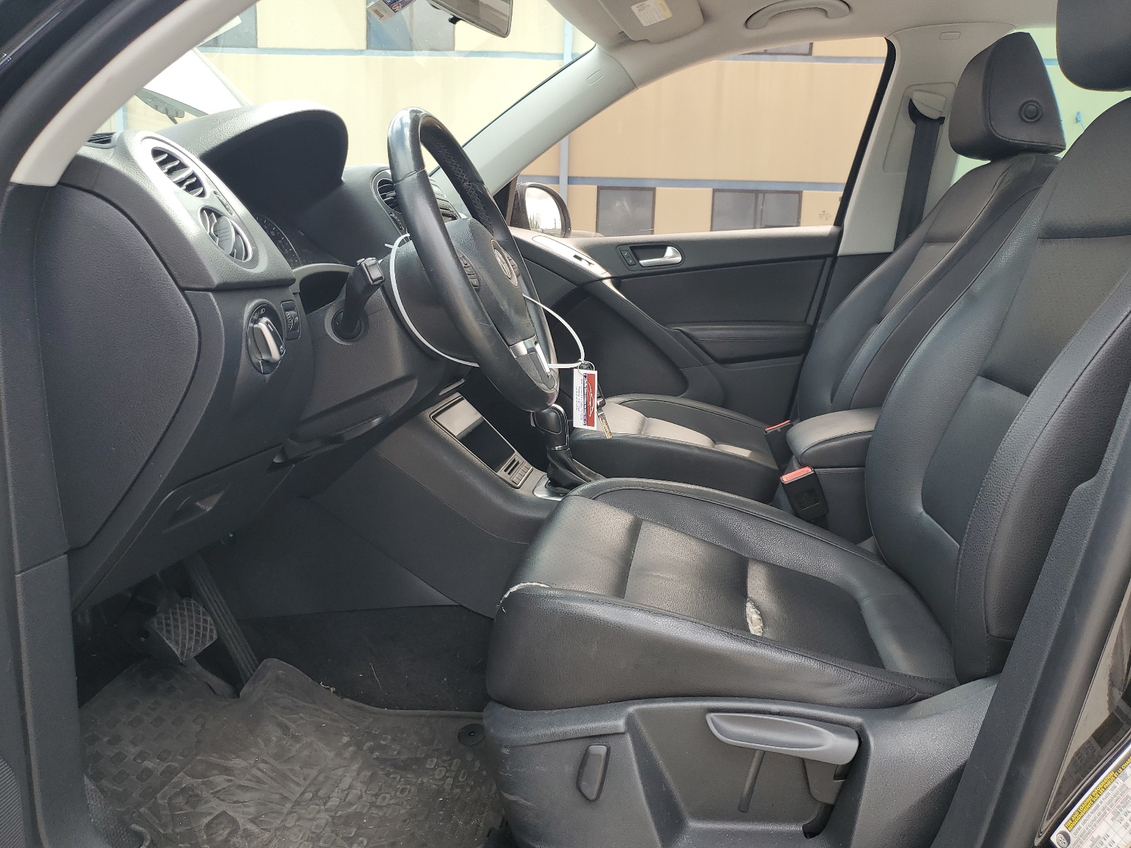 WVGAV3AX7DW568151 2013 Volkswagen Tiguan S