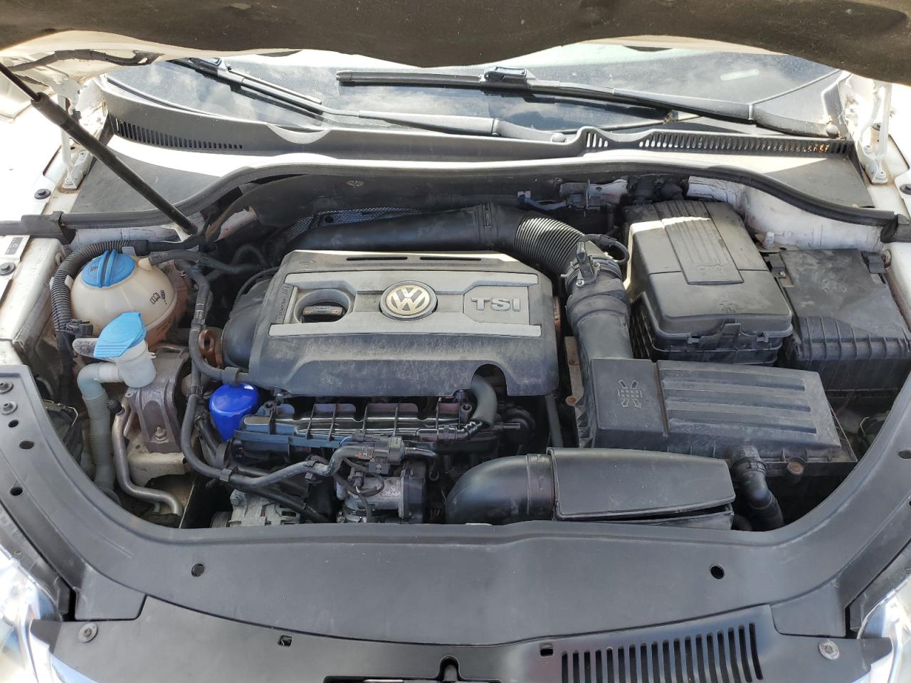 2011 Volkswagen Eos Komfort VIN: WVWAA7AH0BV001072 Lot: 59502444