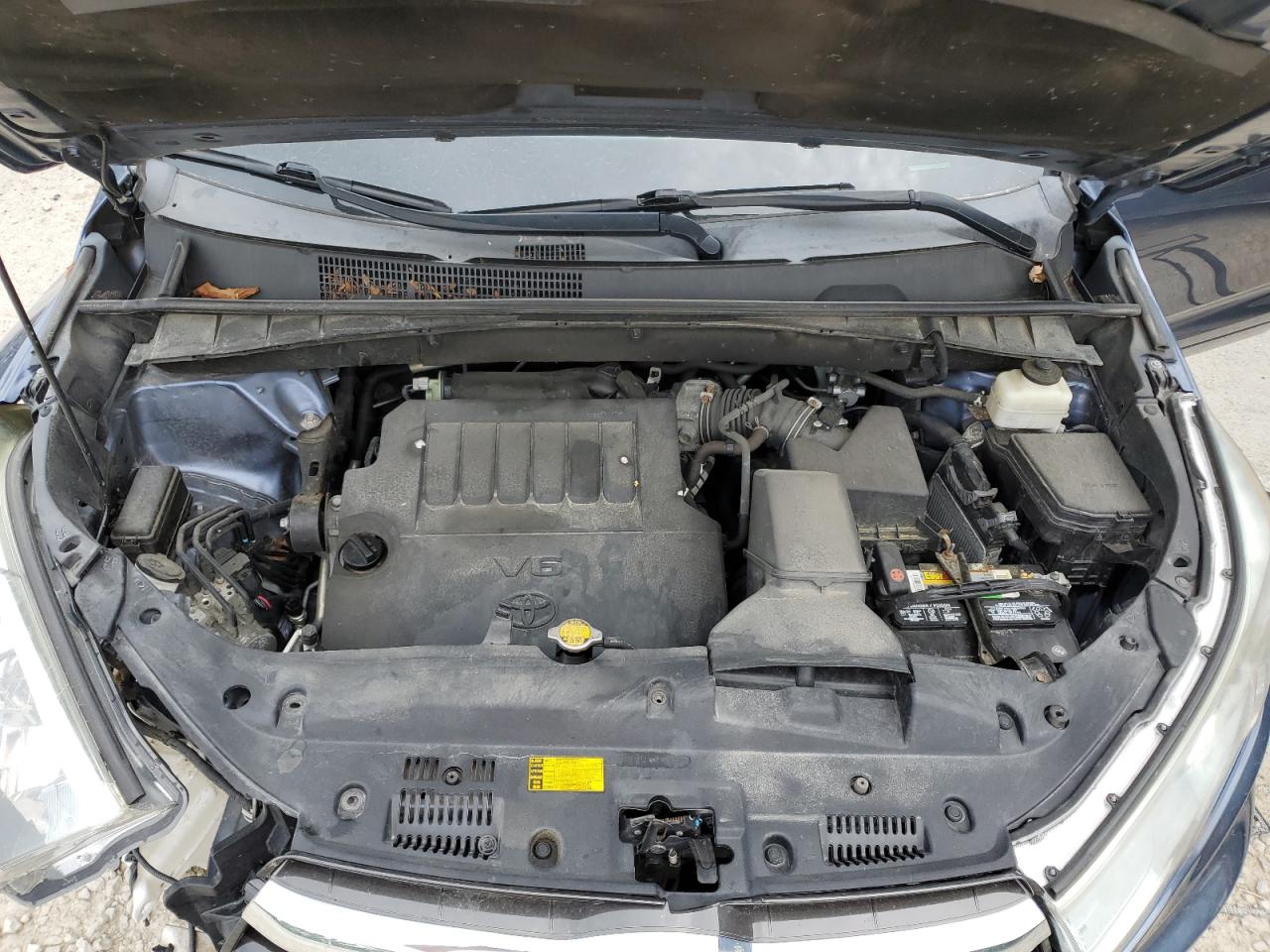 2015 Toyota Highlander Le VIN: 5TDBKRFH1FS123512 Lot: 59152624