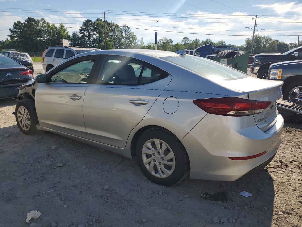 5NPD74LF8HH149467 2017 HYUNDAI ELANTRA - Image 2