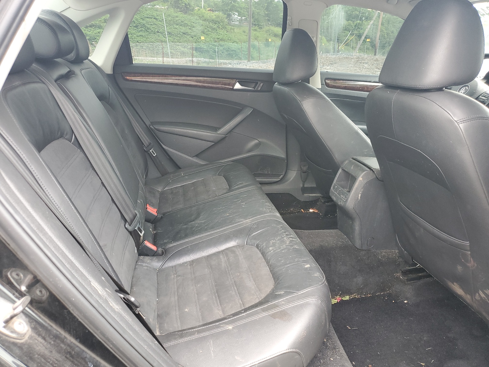 1VWCP7A36CC088496 2012 Volkswagen Passat Sel