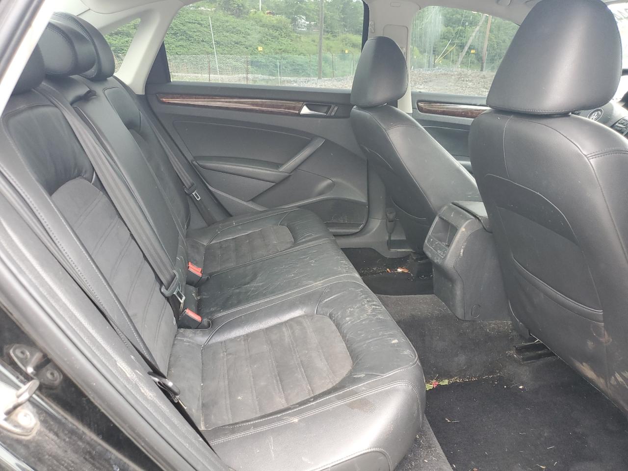 2012 Volkswagen Passat Sel VIN: 1VWCP7A36CC088496 Lot: 57044994