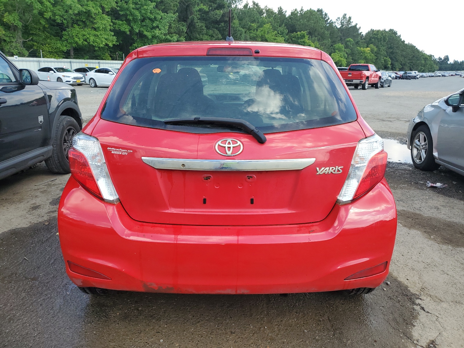 JTDKTUD37CD515621 2012 Toyota Yaris