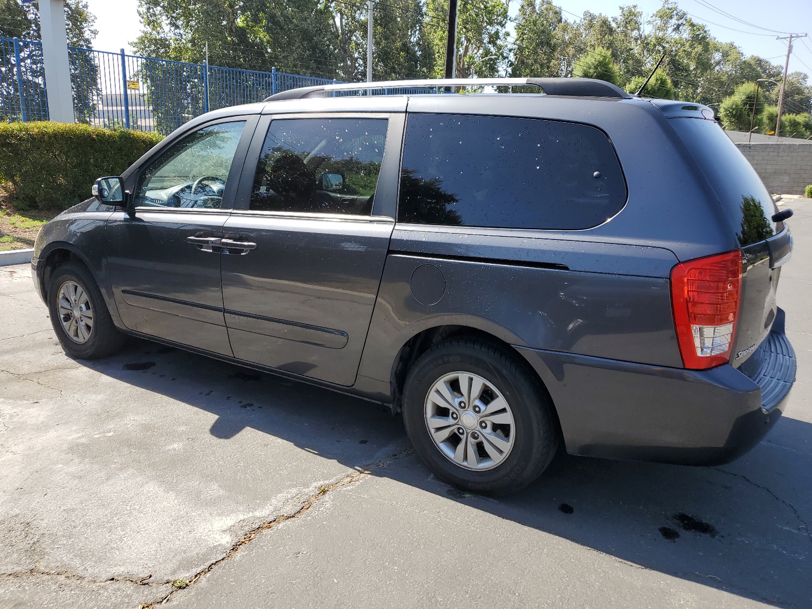 2012 Kia Sedona Lx vin: KNDMG4C70C6494312