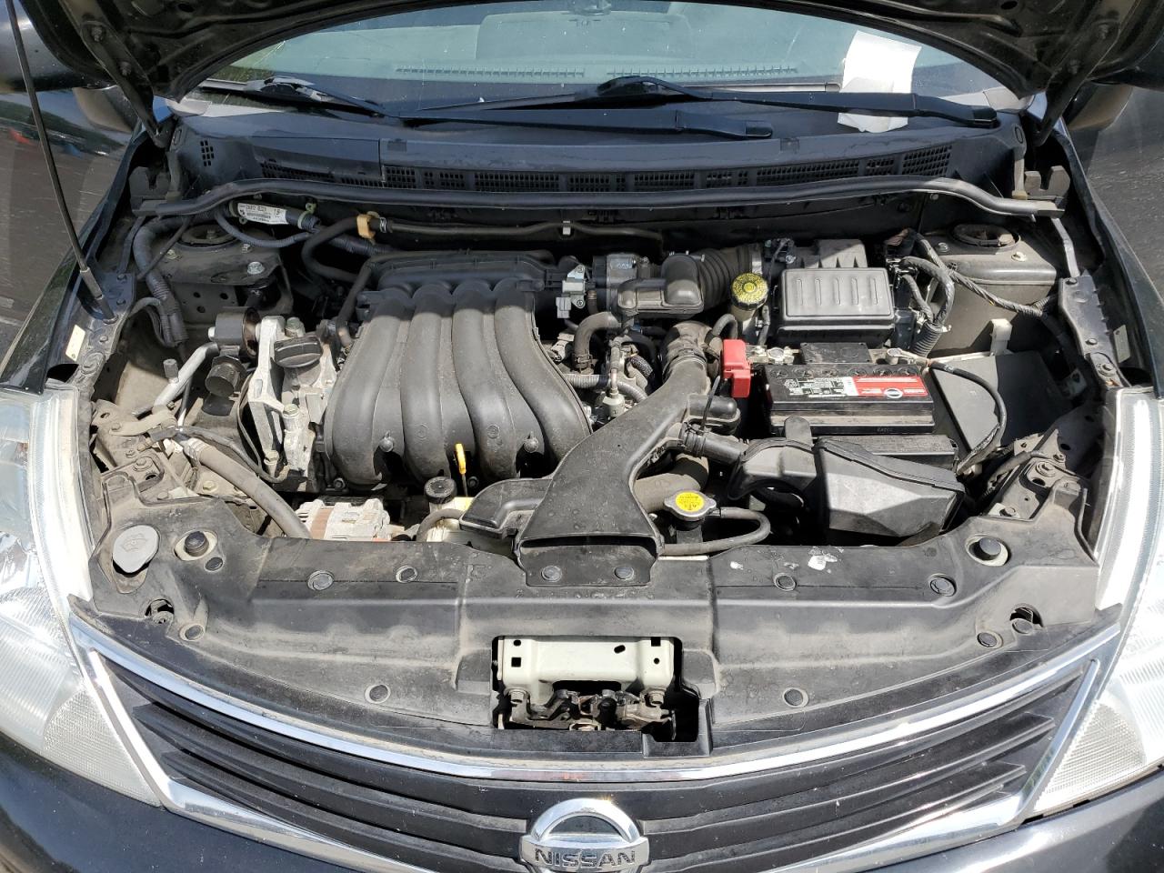 2012 Nissan Versa - Image 13