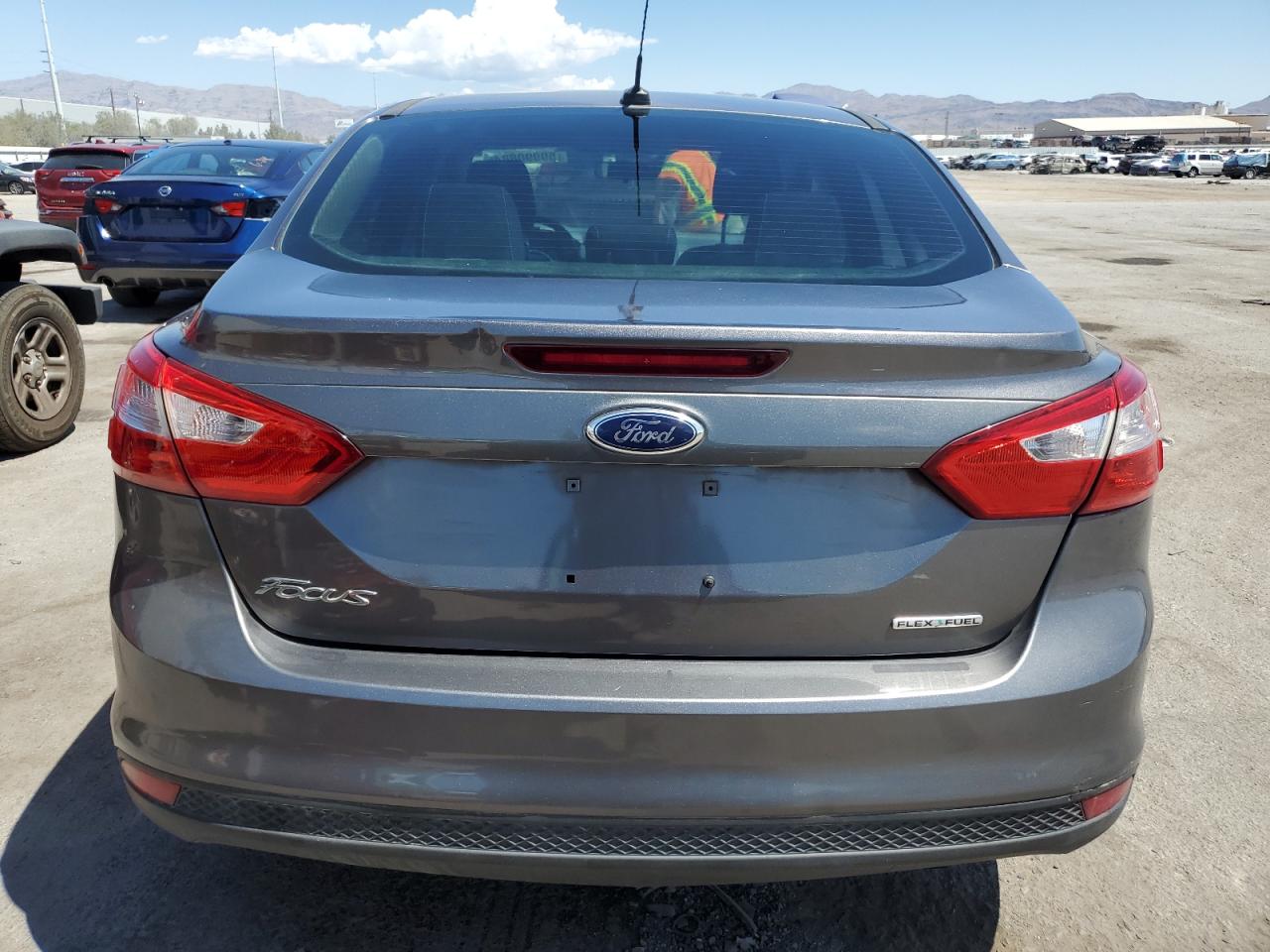 2014 Ford Focus S VIN: 1FADP3E25EL340555 Lot: 59990884