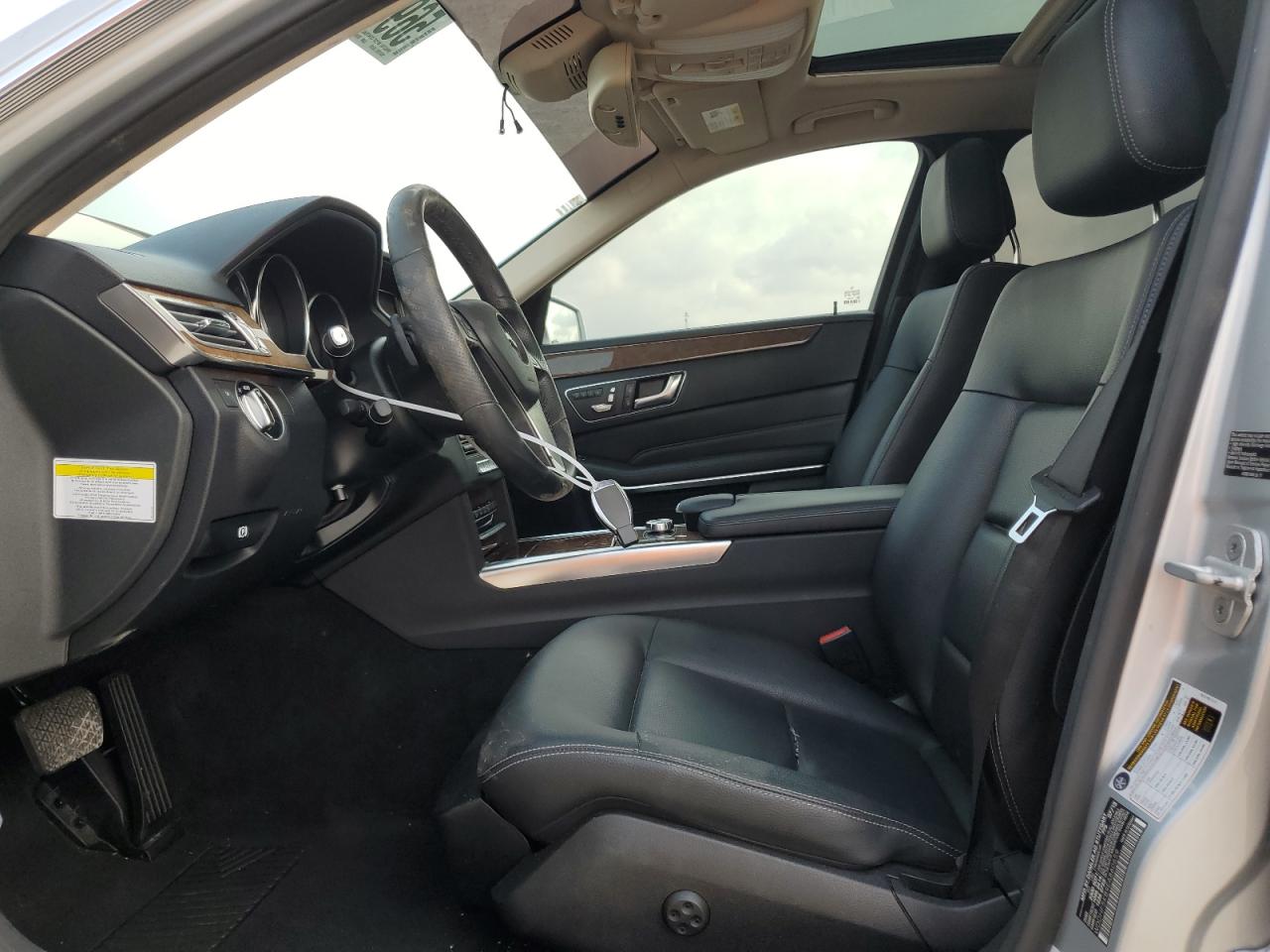 2014 Mercedes-Benz E 350 VIN: WDDHF5KB9EA860659 Lot: 56942424