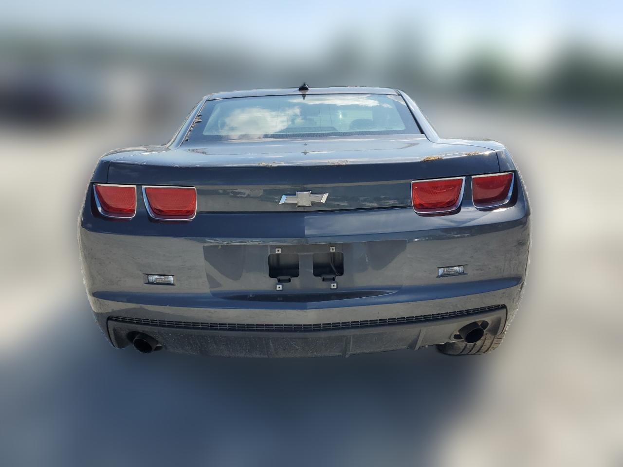 2011 Chevrolet Camaro Ls VIN: 2G1FE1ED4B9117045 Lot: 57280014