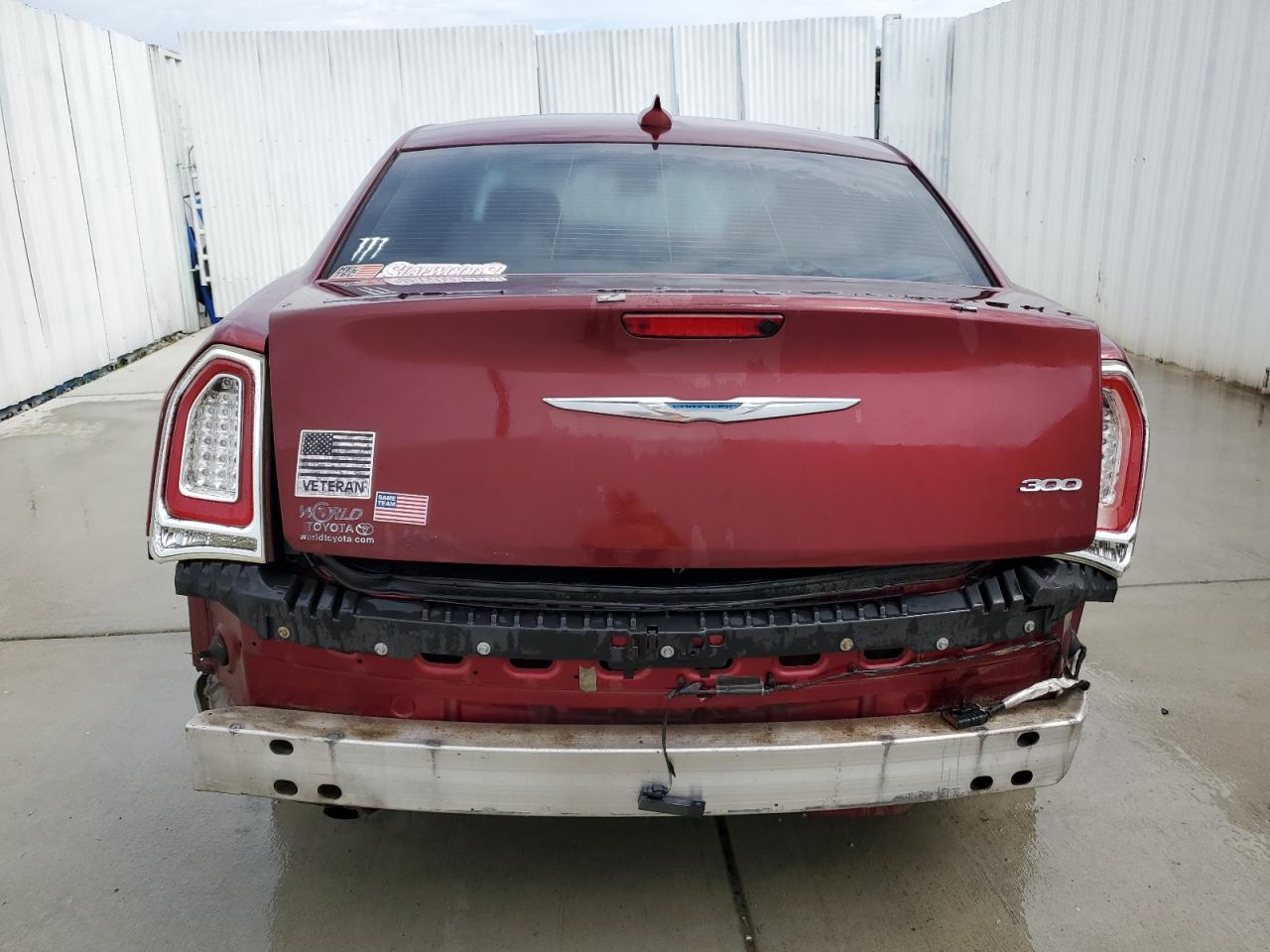 2015 Chrysler 300 Limited VIN: 2C3CCAAG3FH904004 Lot: 57857774