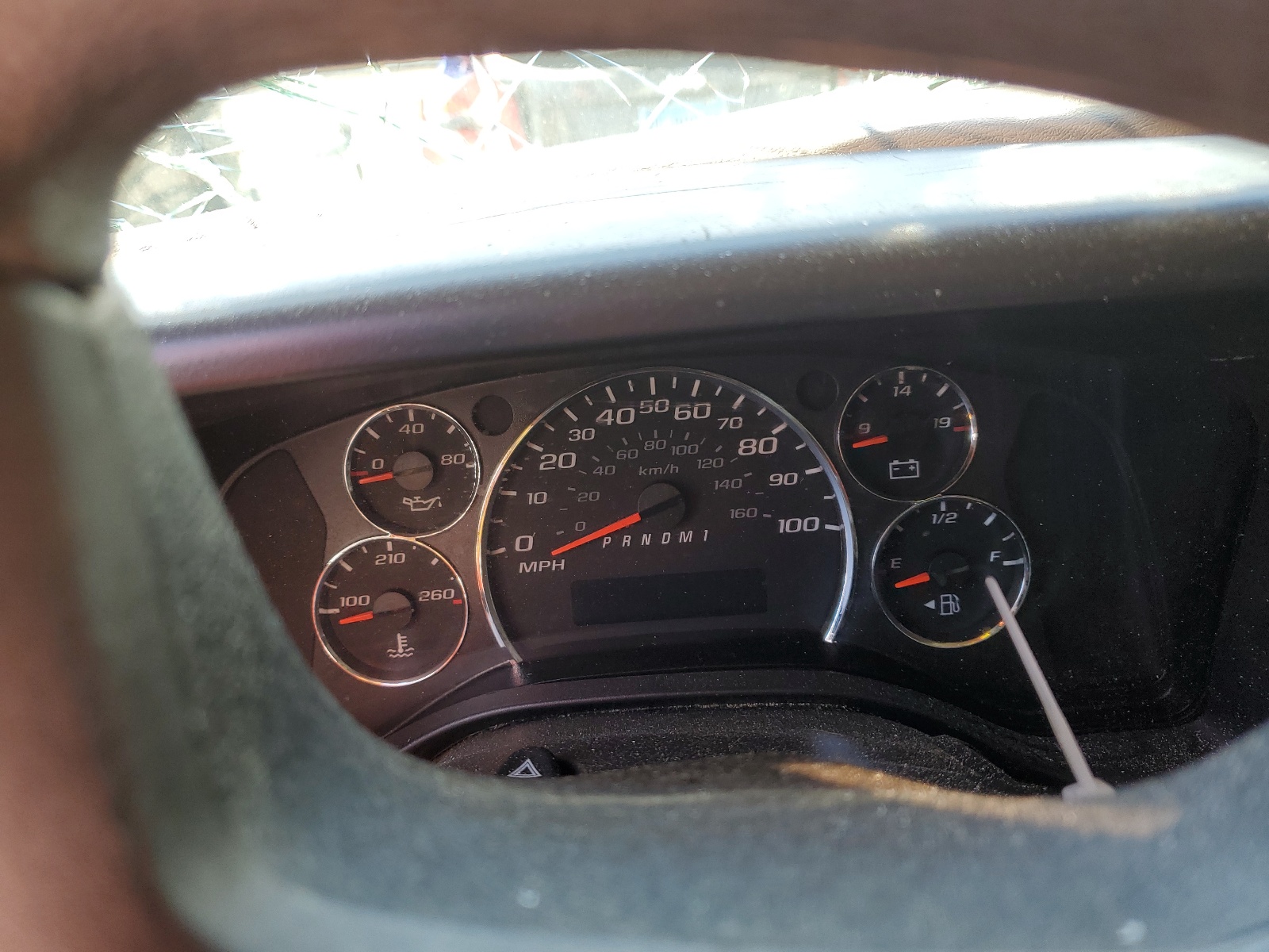 1GCWGAFG6H1221141 2017 Chevrolet Express G2500