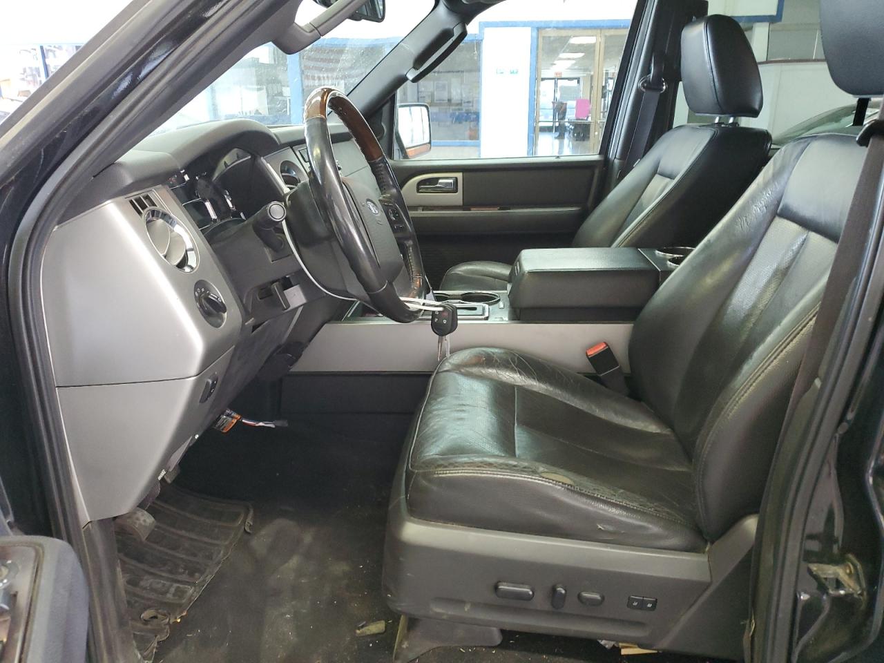 2010 Ford Expedition Limited VIN: 1FMJU2A56AEB35742 Lot: 59722744