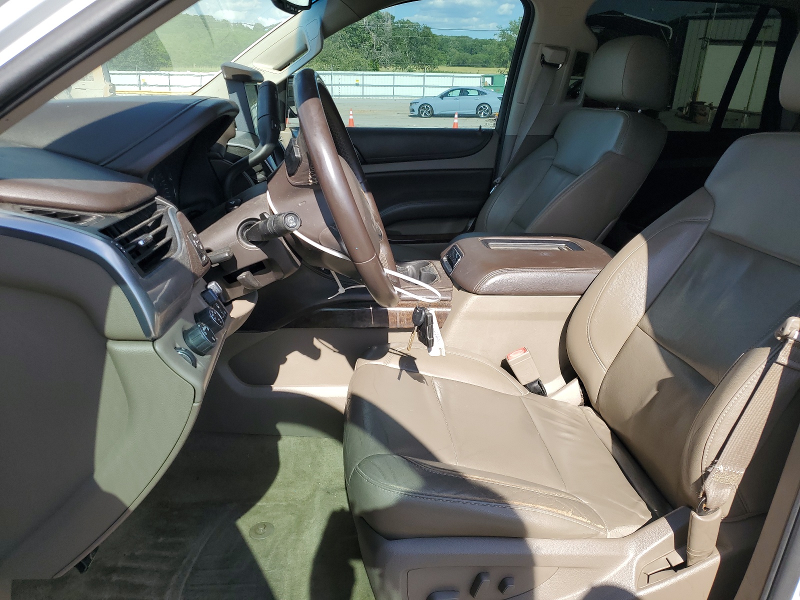 1GNSKBKC3FR211016 2015 Chevrolet Tahoe K1500 Lt