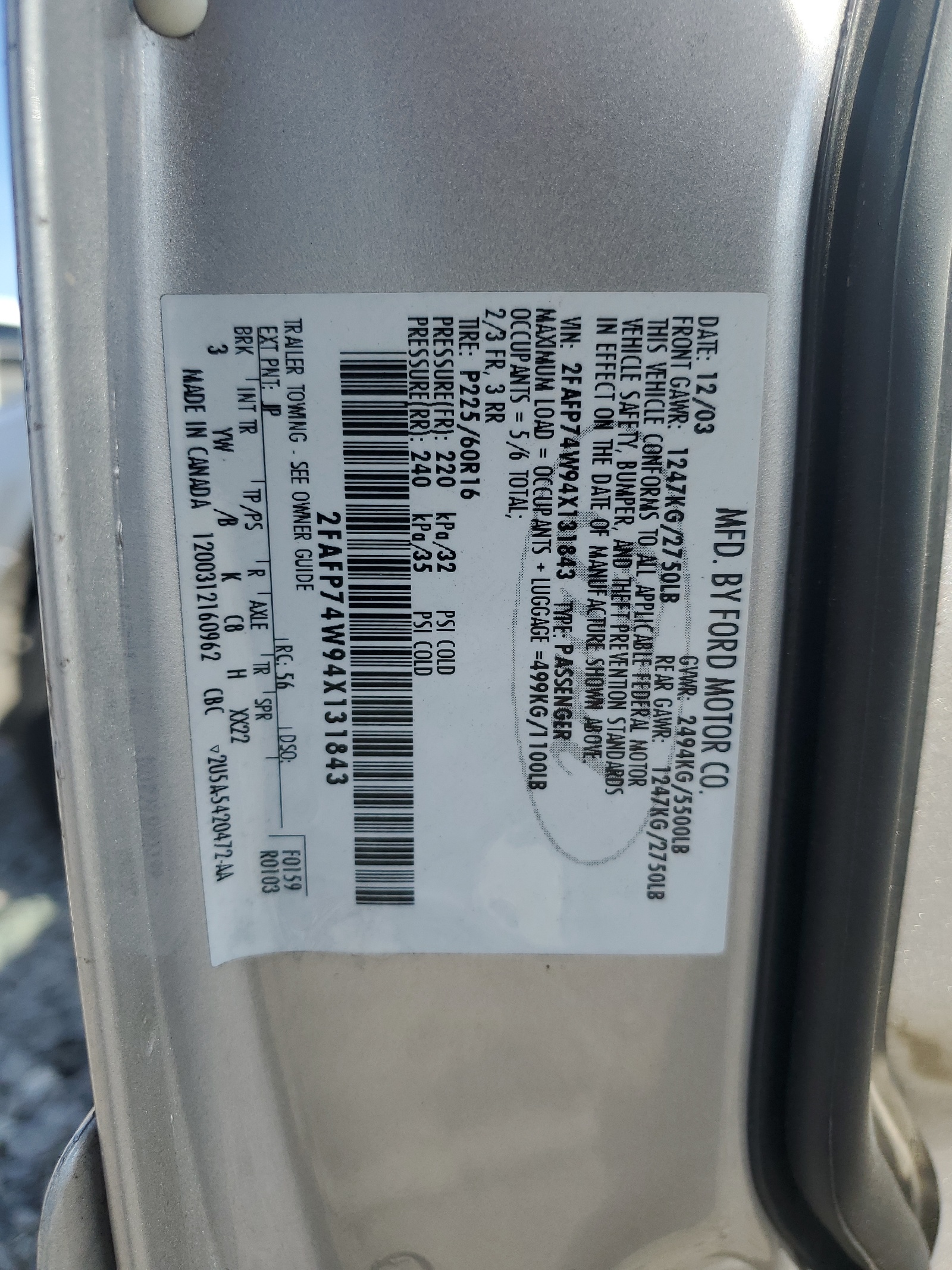 2FAFP74W94X131843 2004 Ford Crown Victoria Lx