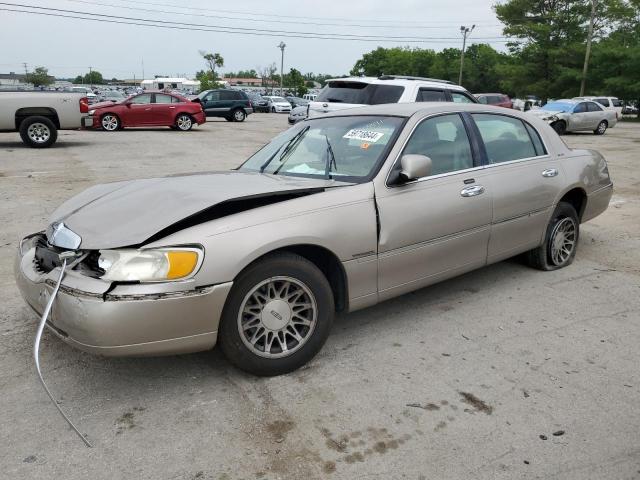 2000 Lincoln Town Car Signature