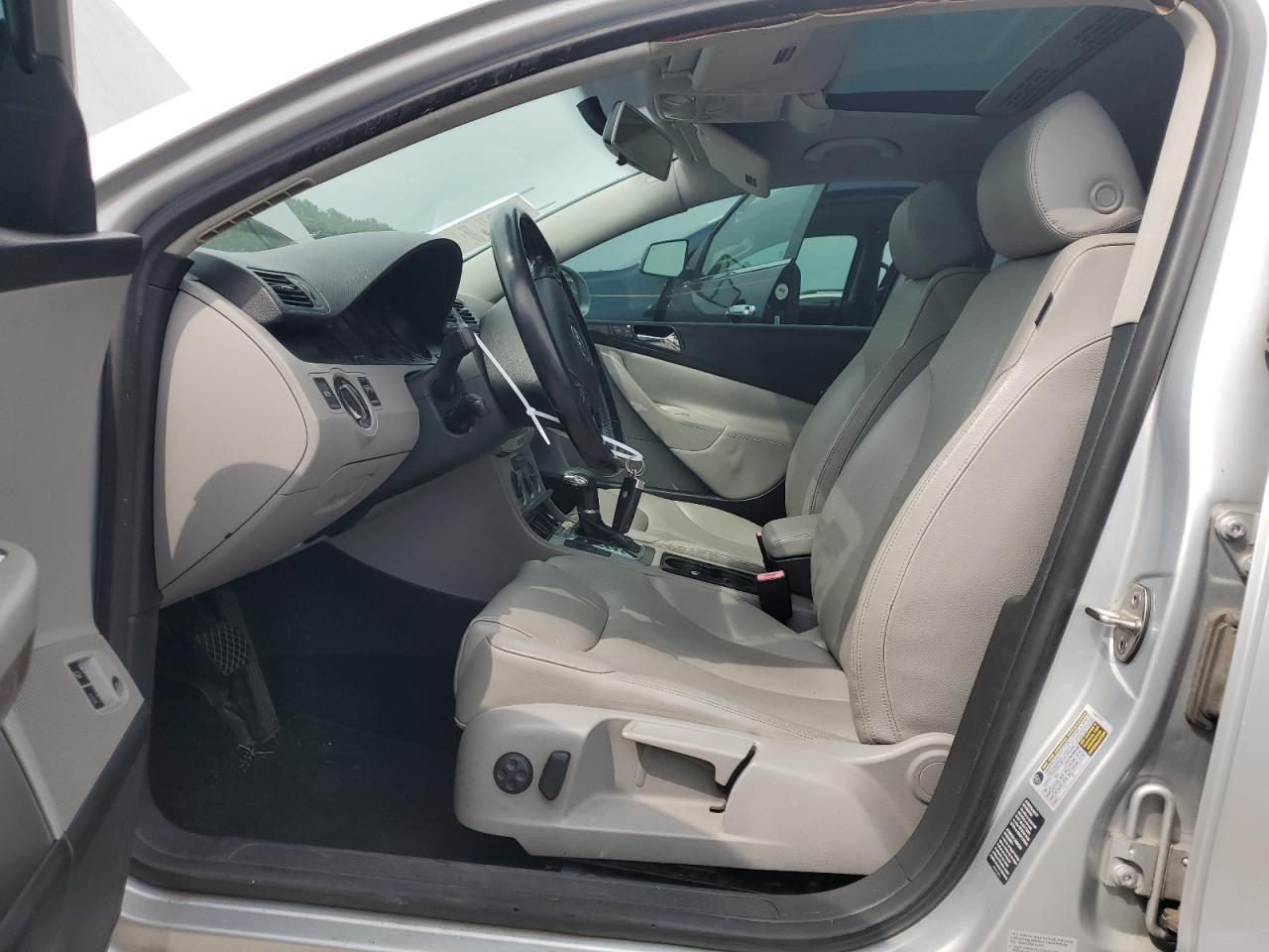 2006 Volkswagen Passat 2.0T VIN: WVWAK73C86E043820 Lot: 59643174