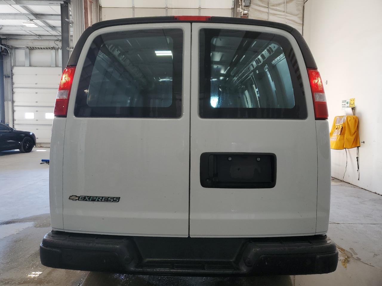 2022 Chevrolet Express G2500 VIN: 1GCWGAFP3N1275220 Lot: 57733374