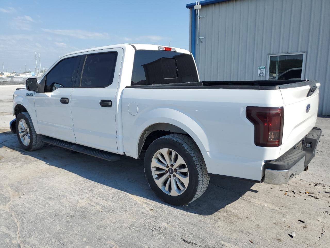 1FTEW1EF5FFA42693 2015 FORD F-150 - Image 2