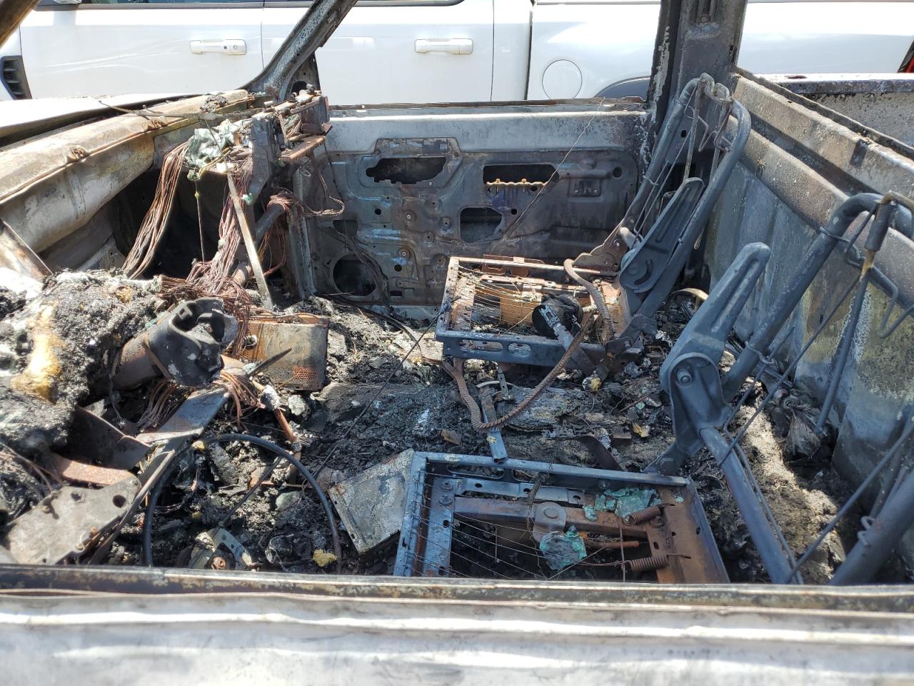 1998 Chevrolet Gmt-400 K3500 VIN: 1GCHK34RXWE175780 Lot: 59835064