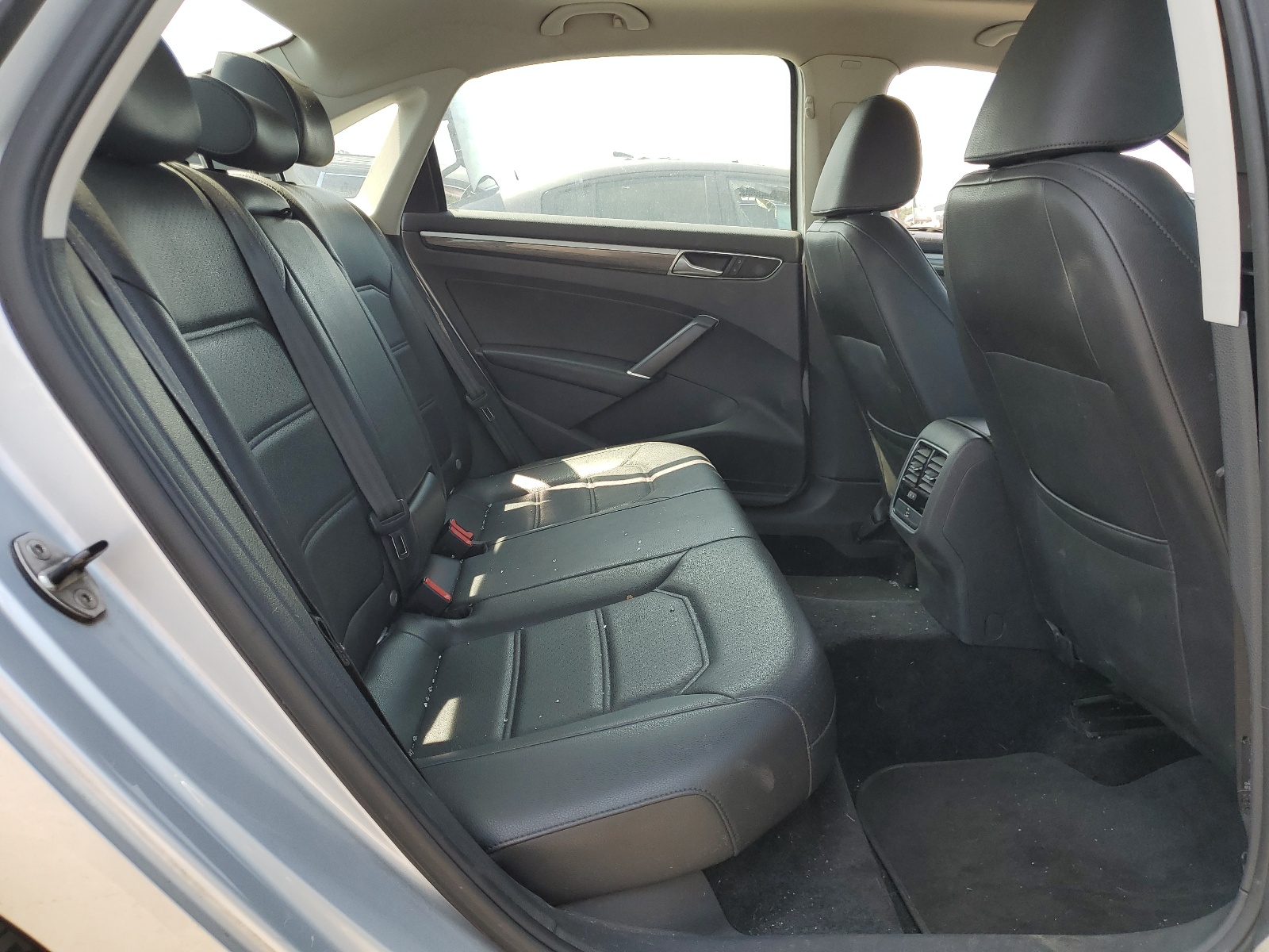 1VWBT7A35HC066259 2017 Volkswagen Passat Se