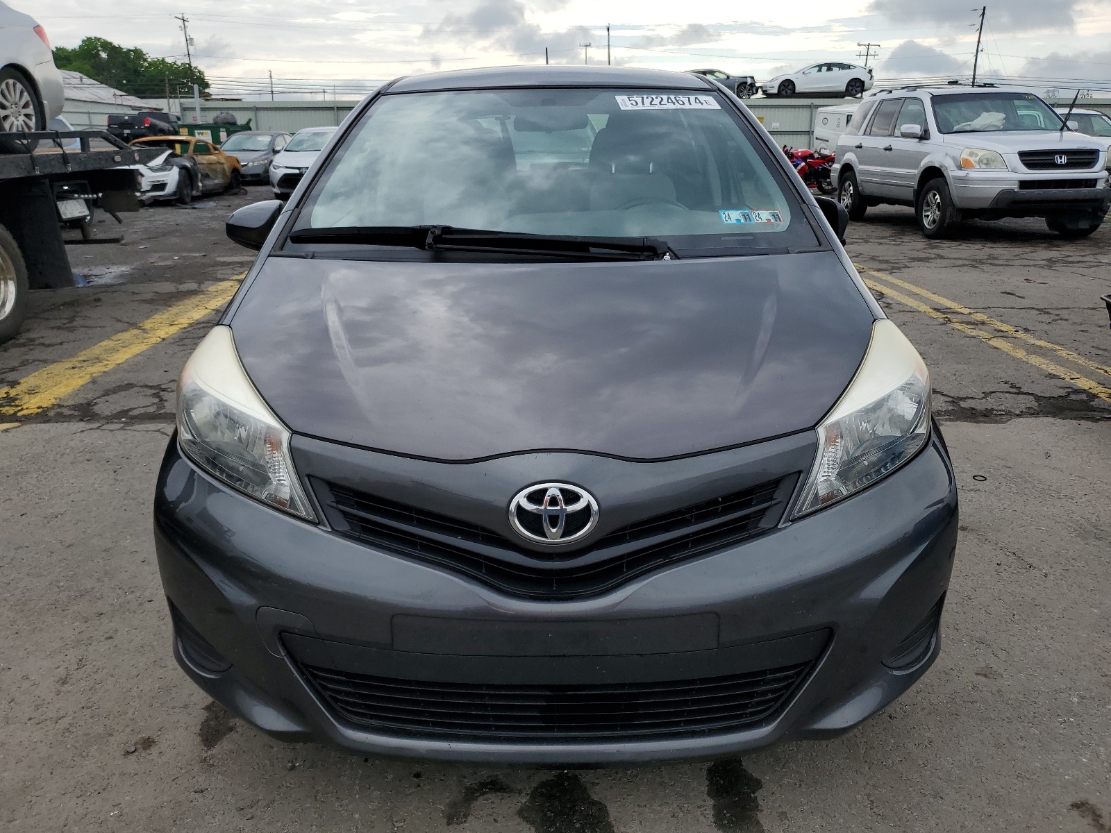 JTDKTUD36CD518090 2012 Toyota Yaris