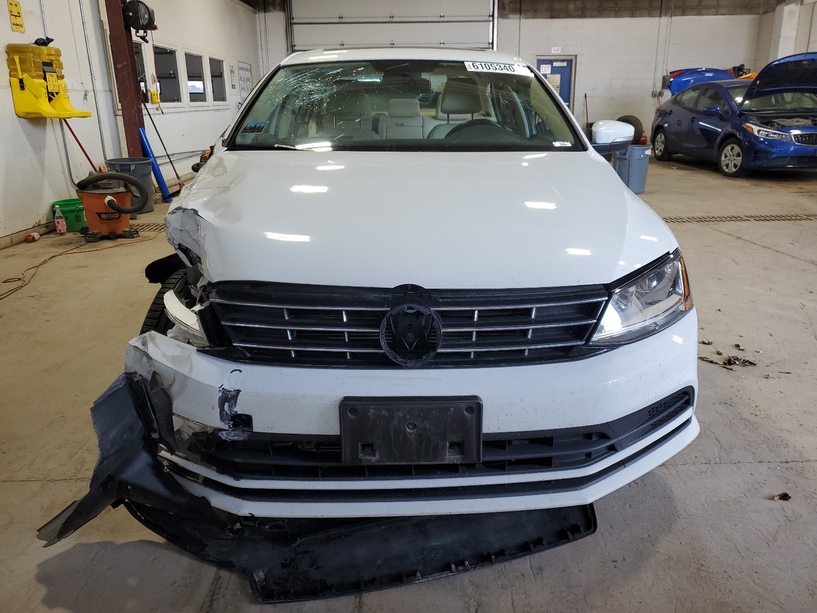 2018 Volkswagen Jetta Se vin: 3VWDB7AJ0JM256601