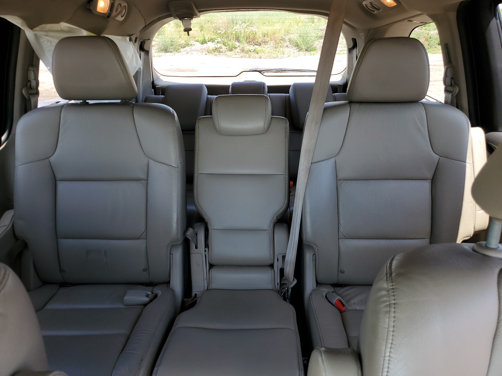 5FNRL5H92BB028188 2011 Honda Odyssey Touring