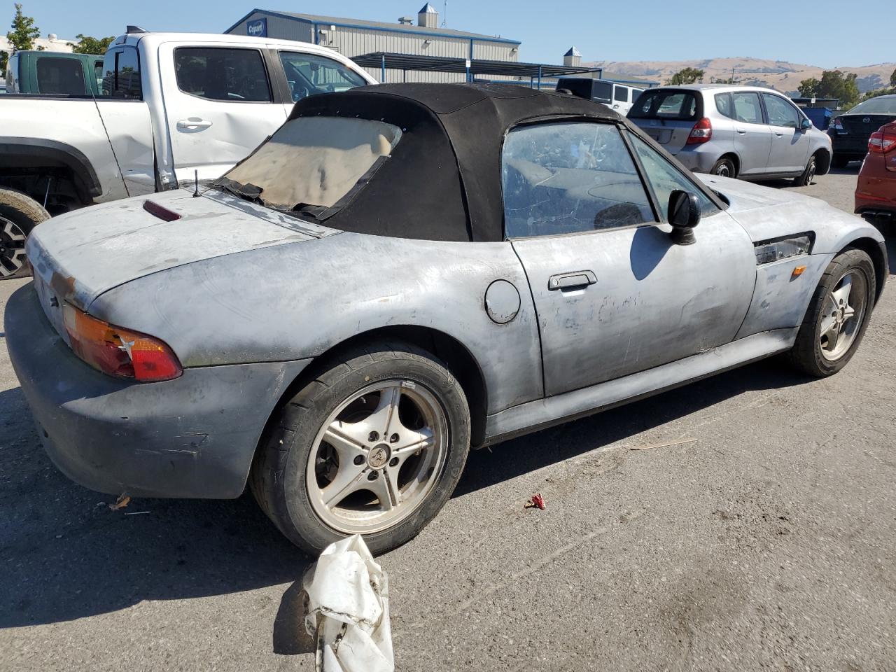 1997 BMW Z3 1.9 VIN: 4USCH7321VLB82323 Lot: 57565984