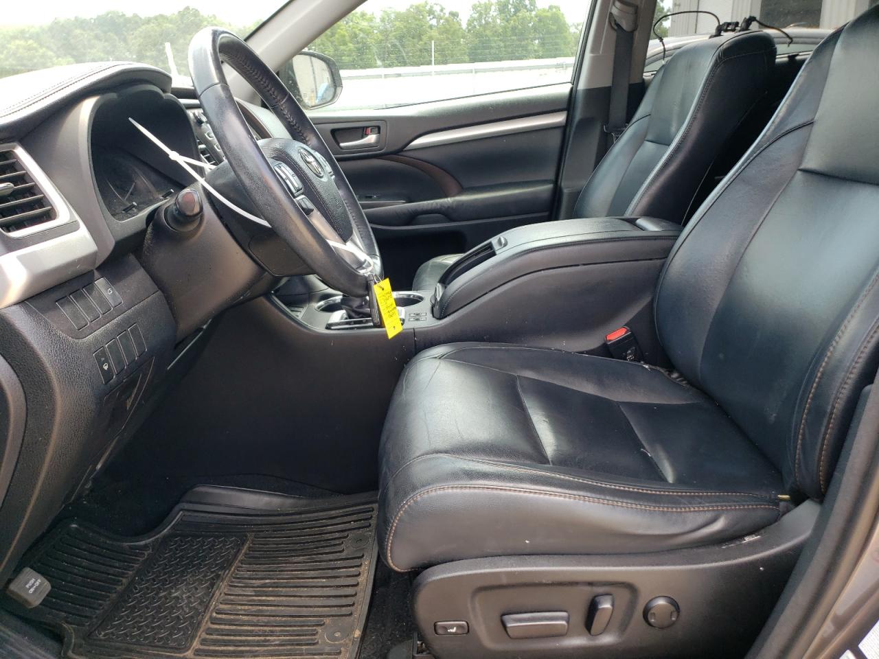 2015 Toyota Highlander Xle VIN: 5TDJKRFH2FS203493 Lot: 61064024