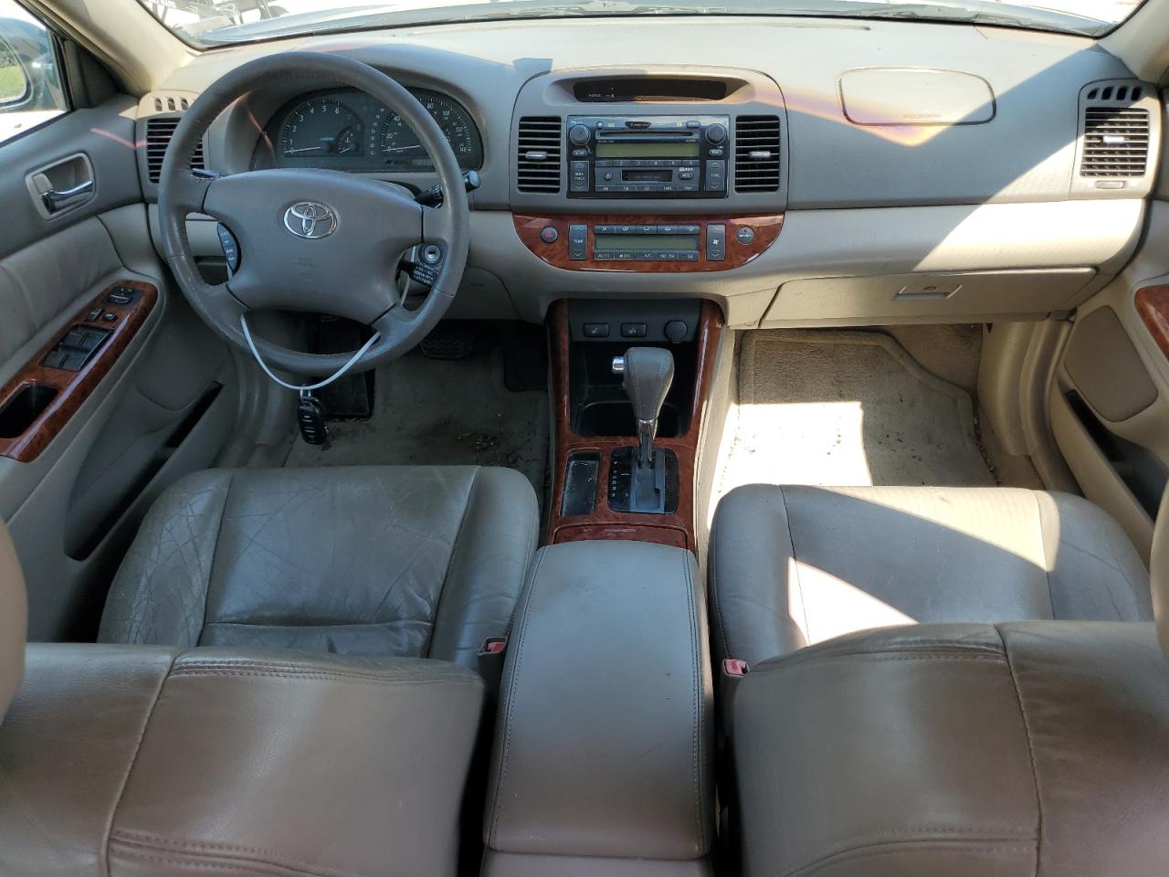 2003 Toyota Camry Le VIN: JTDBF30K530151219 Lot: 59878644