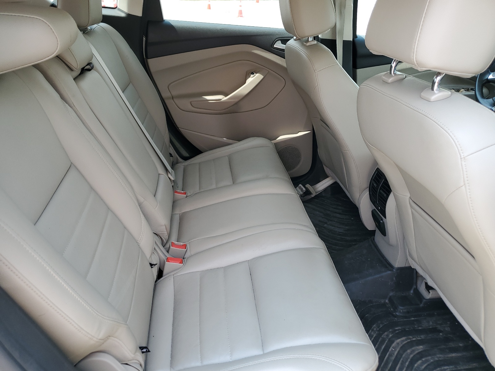 1FADP5BU8DL546355 2013 Ford C-Max Sel