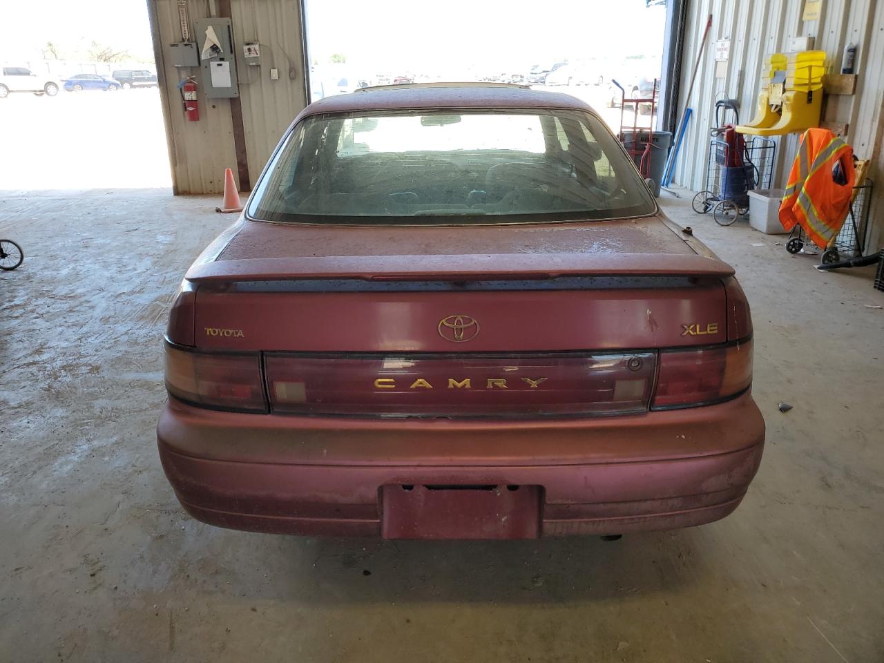1994 Toyota Camry Xle VIN: 4T1SK13E0RU461510 Lot: 60945834
