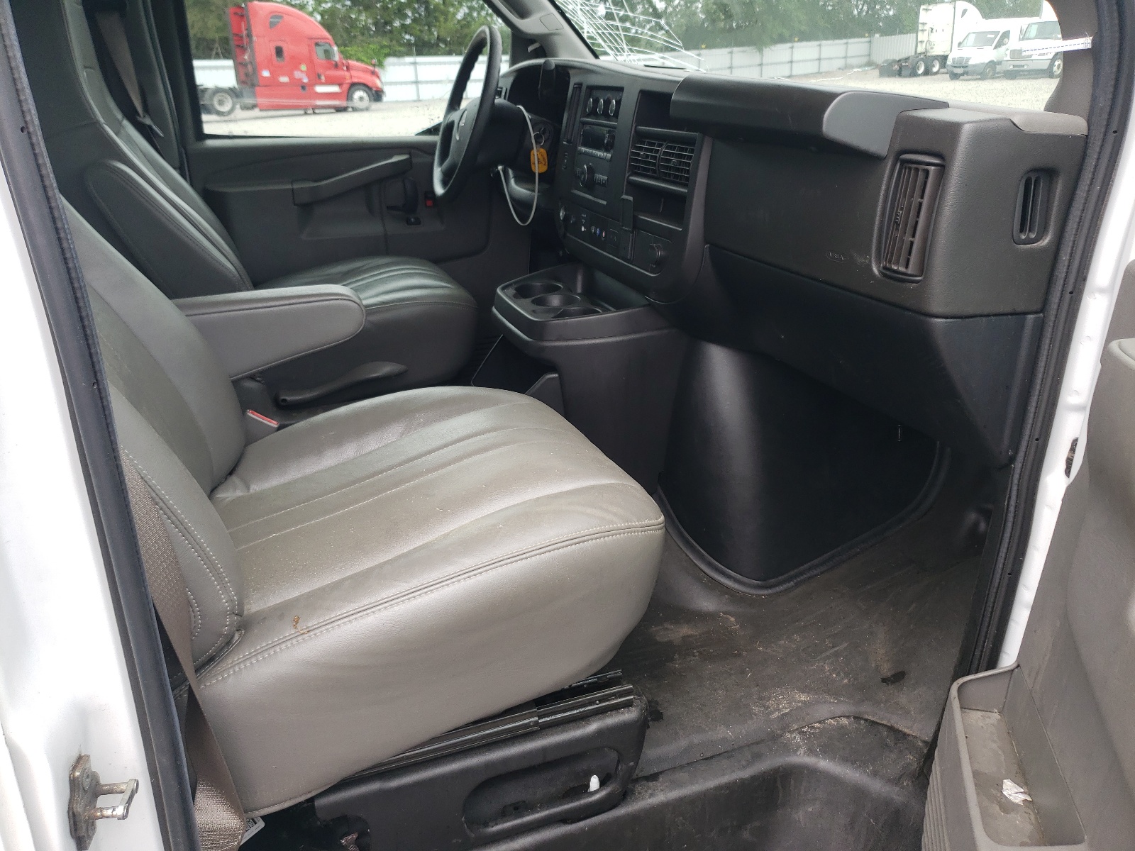 1GTZ7HFPXN1141343 2022 GMC Savana G3500