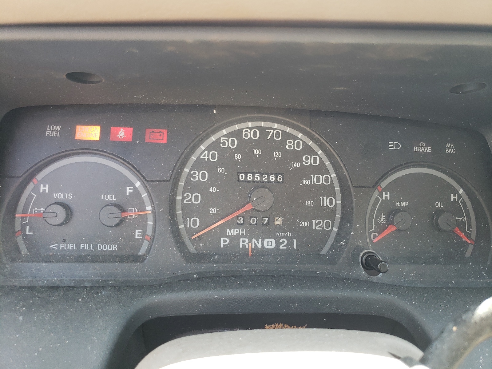 2FAFP74W74X170155 2004 Ford Crown Victoria Lx