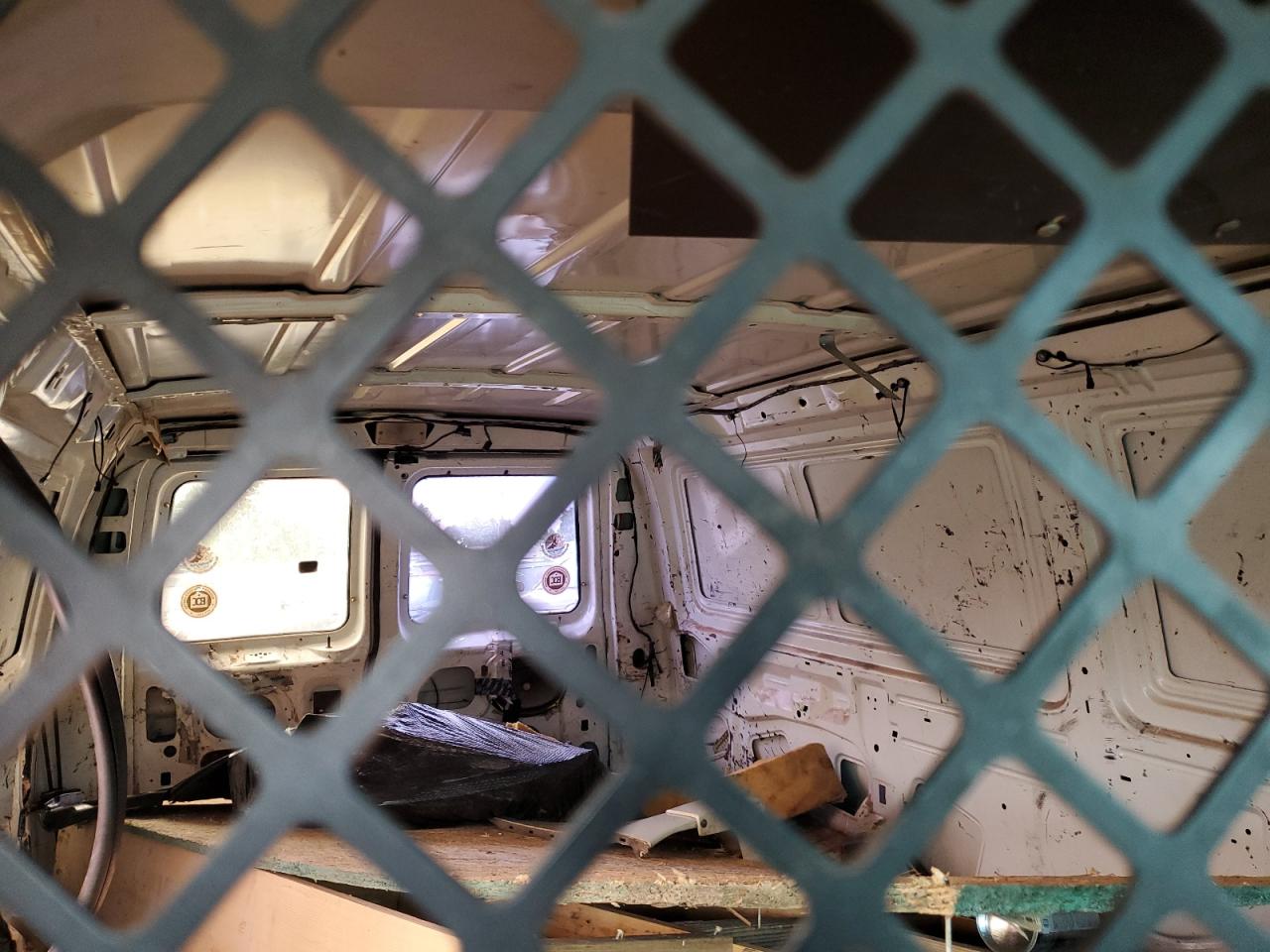 2004 Ford Econoline E250 Van VIN: 1FTNE24LX4HA76310 Lot: 57741384