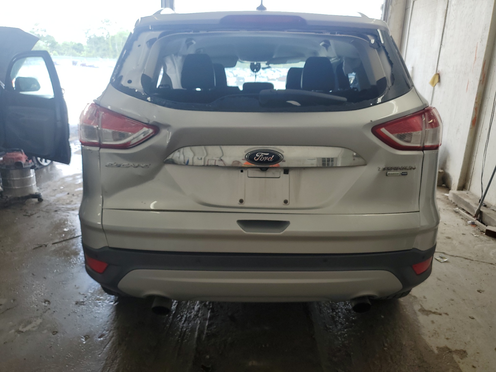 1FMCU9JX0FUB02963 2015 Ford Escape Titanium