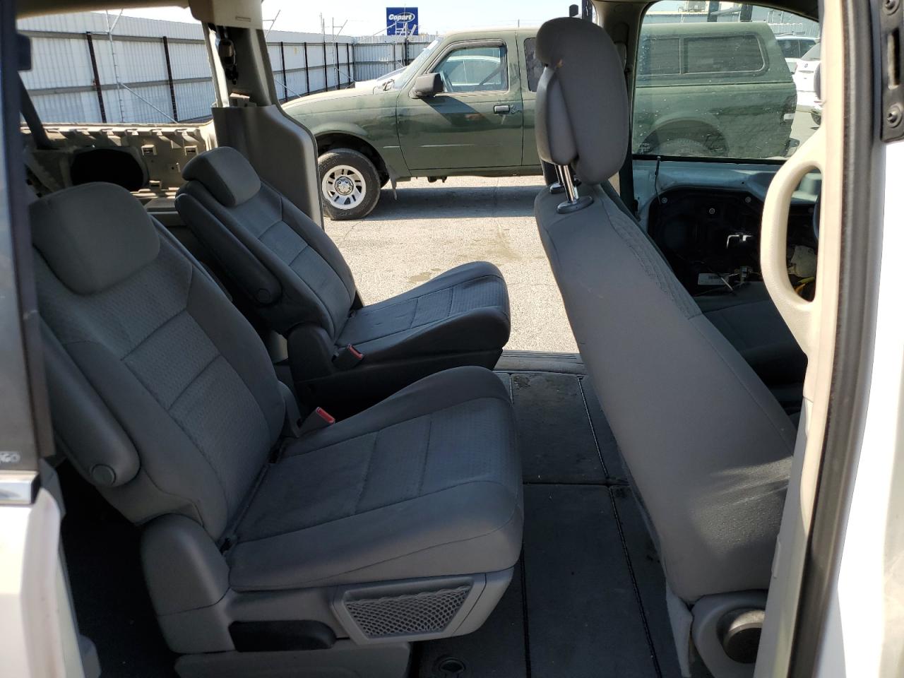 2010 Chrysler Town & Country Touring VIN: 2A4RR5D12AR352544 Lot: 60173254