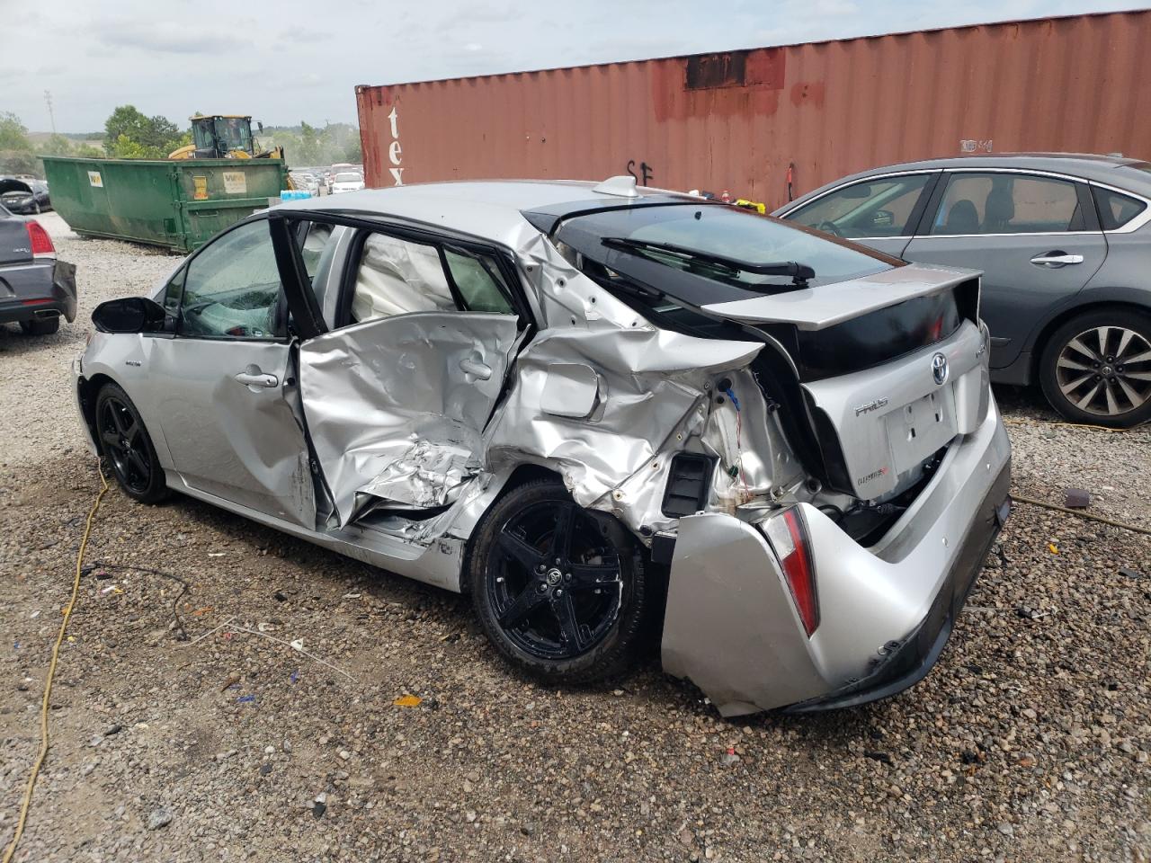 2017 Toyota Prius - Image 2