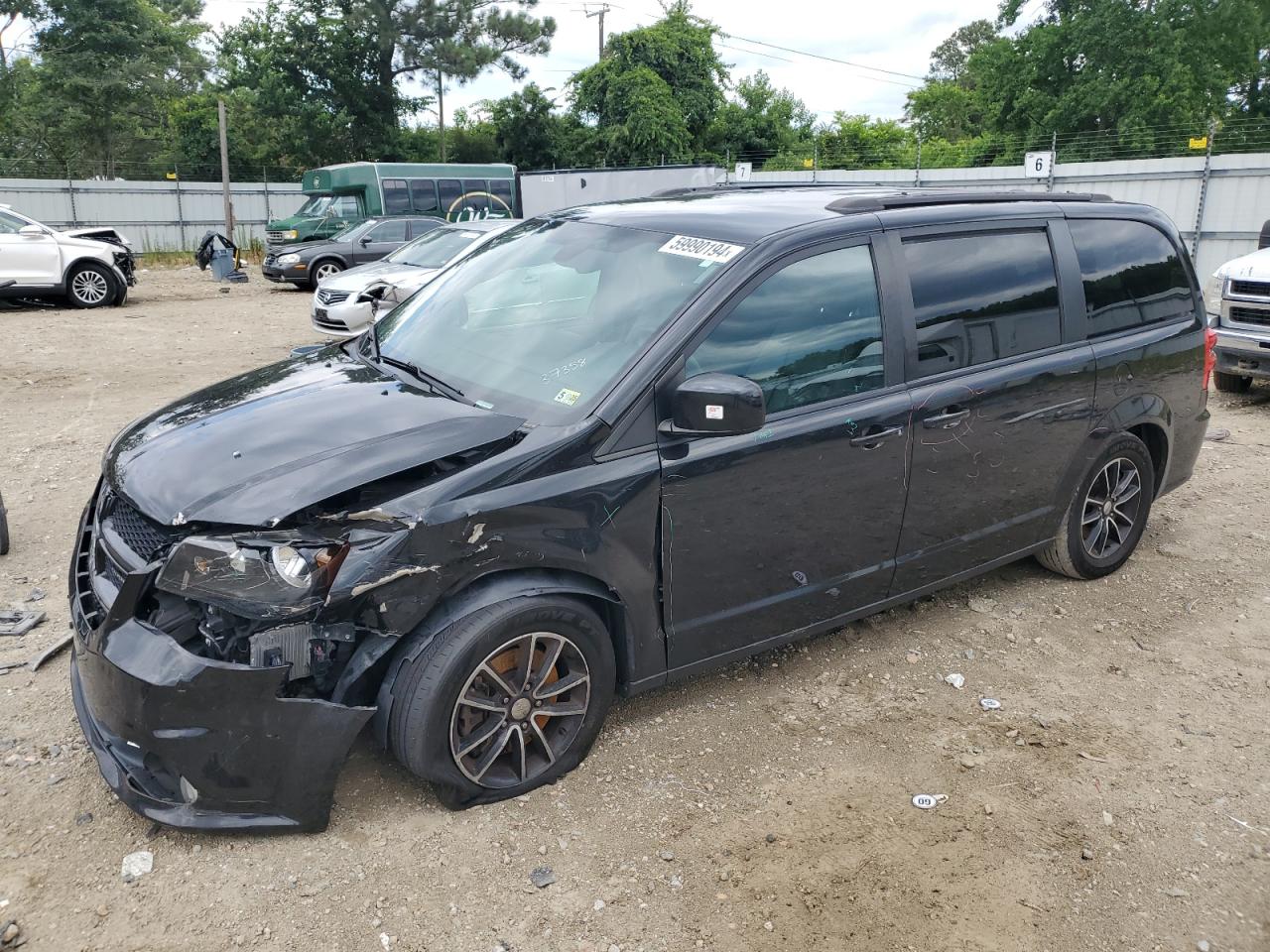 2018 Dodge Caravan - Image 1