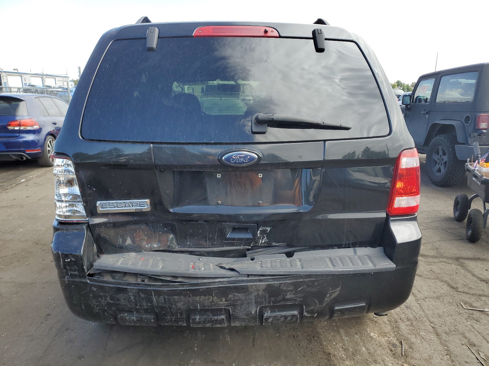 1FMCU9D71BKA07846 2011 Ford Escape Xlt