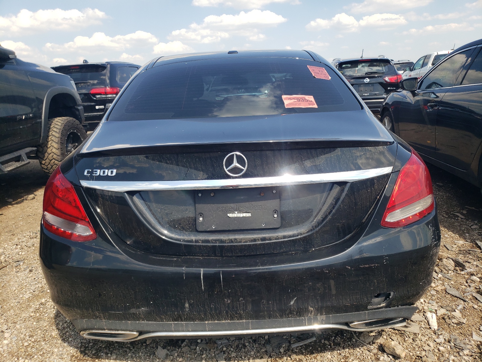 2018 Mercedes-Benz C 300 vin: 55SWF4JB7JU234539