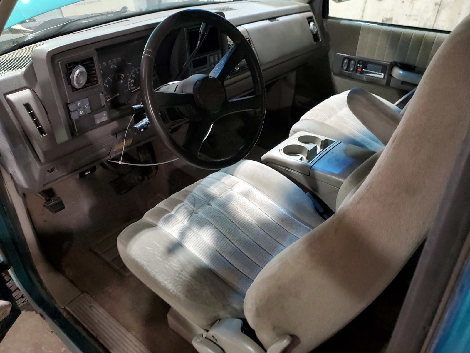 1GCEK19K1RE200329 1994 Chevrolet Gmt-400 K1500