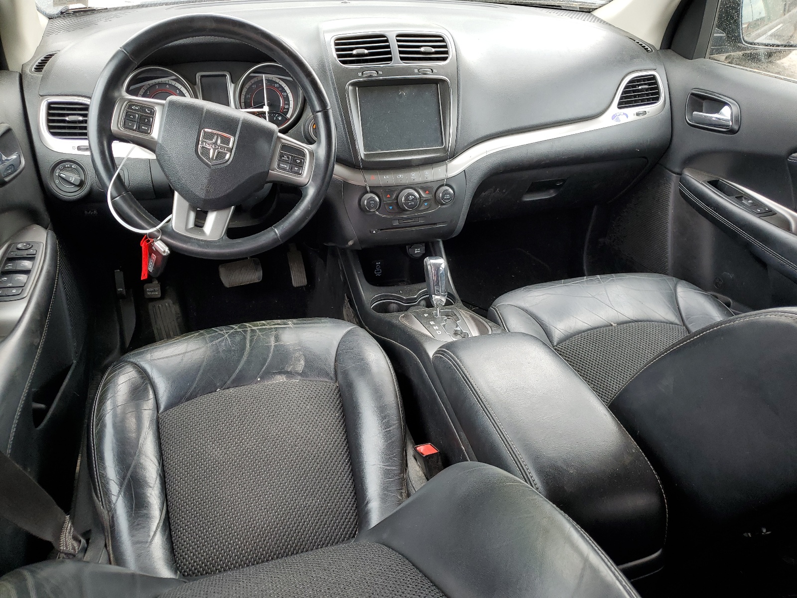 3C4PDDGGXJT430863 2018 Dodge Journey Crossroad