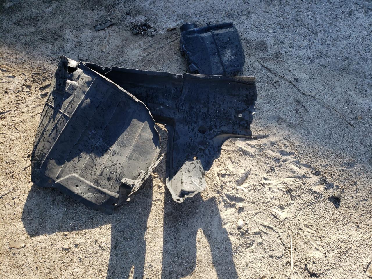 2011 Nissan Rogue S VIN: JN8AS5MT8BW181305 Lot: 57647574