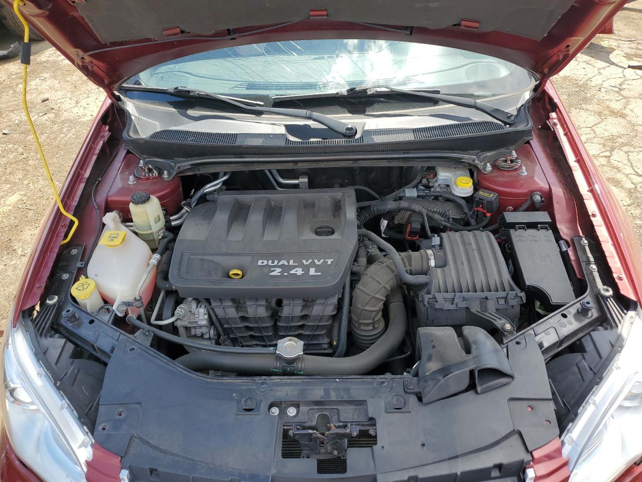 2012 Chrysler 200 - Image 11